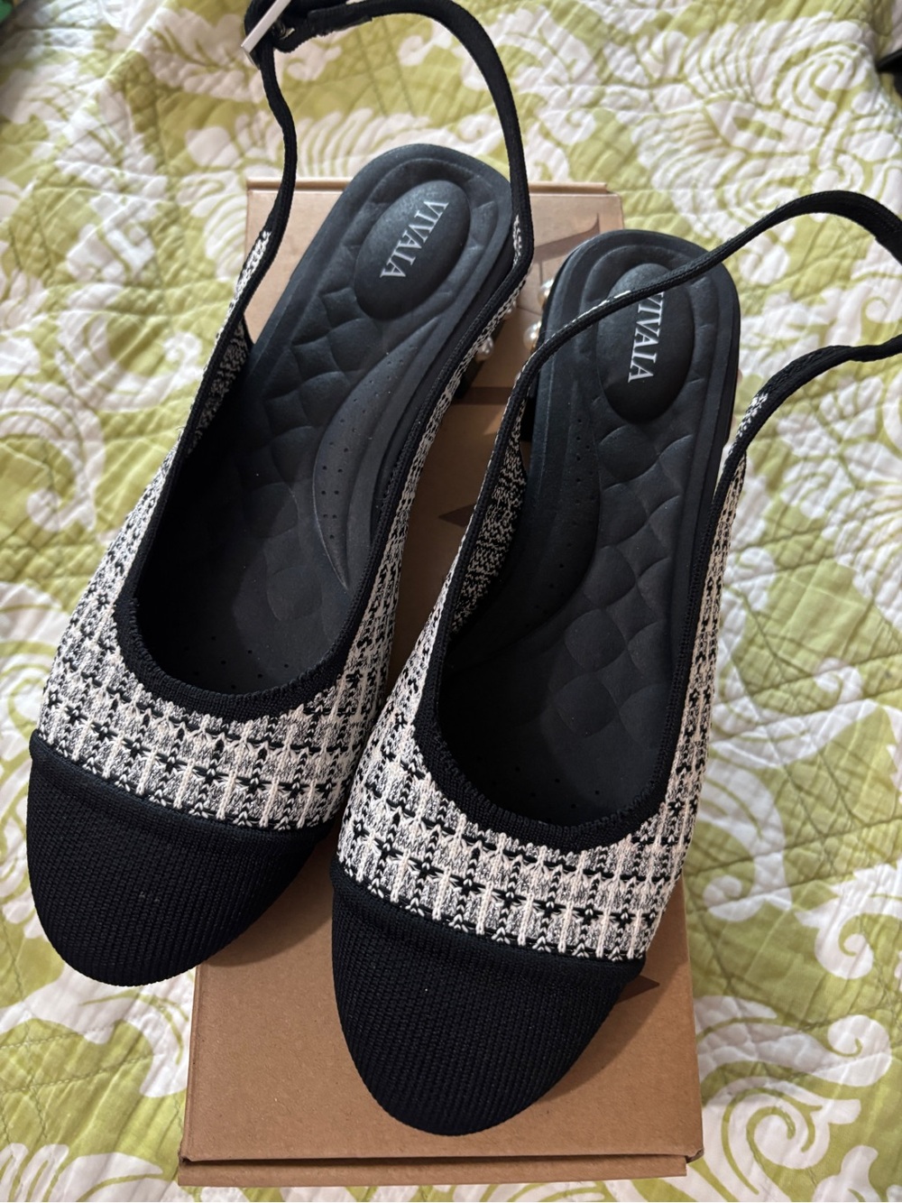 VIVIA Bethany Black & White Tweed Slingback size 37.5/US 7 NWB